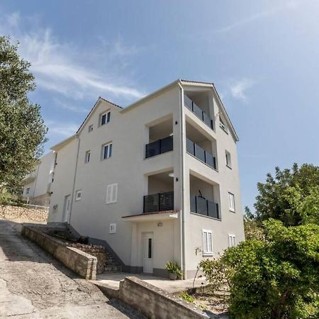 Apartment By Joe Trogir Exterior photo