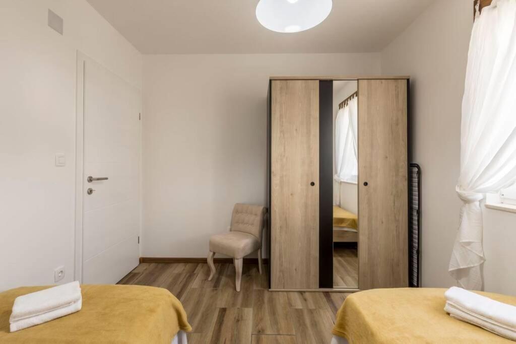 Apartment By Joe Trogir Exterior photo