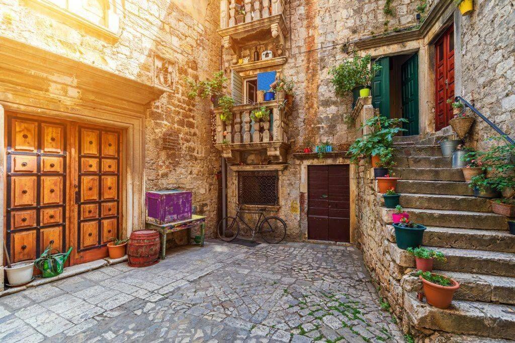 Apartment By Joe Trogir Exterior photo